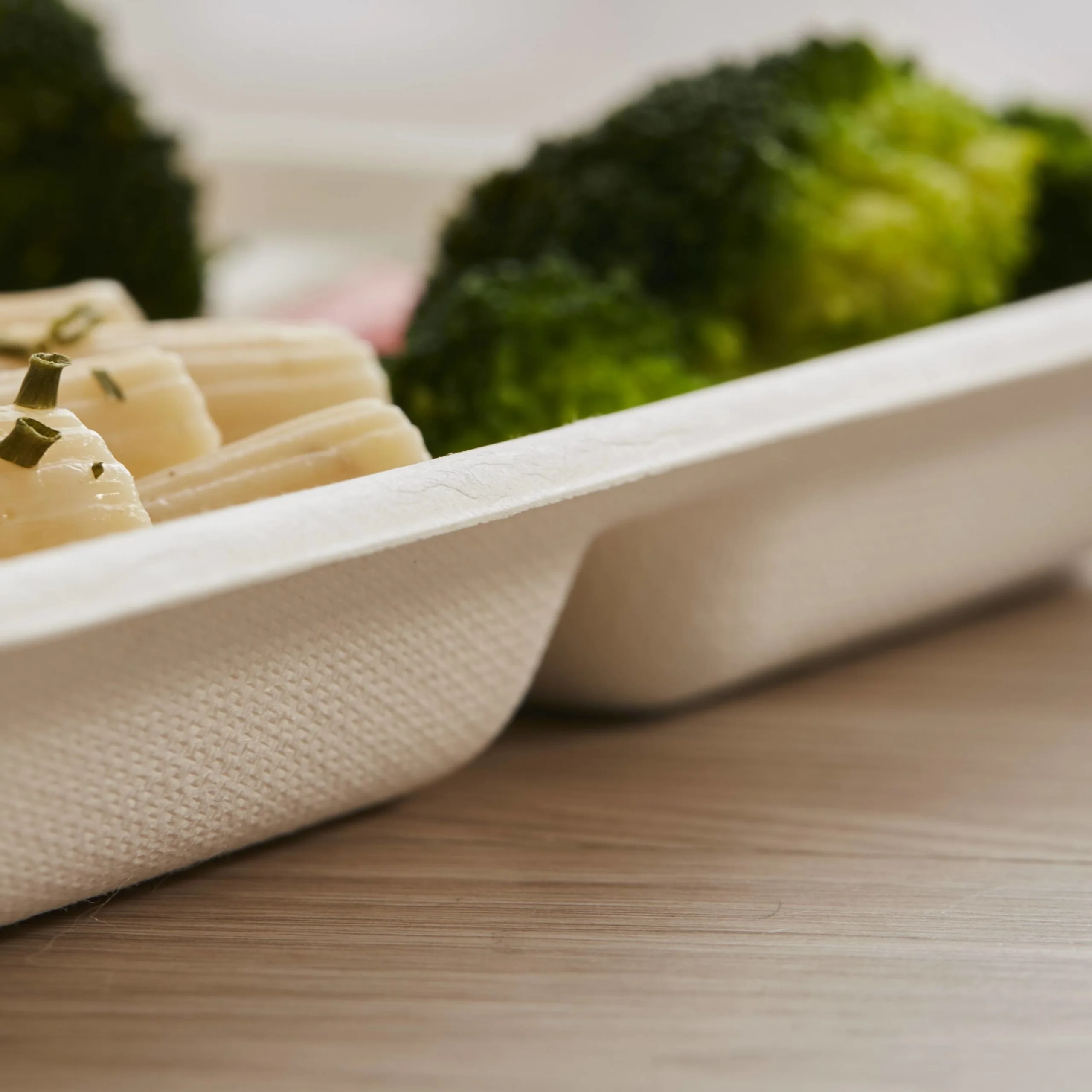 Одноразовые 5 отделений пластин бумажный лоток для обеда с крышкой