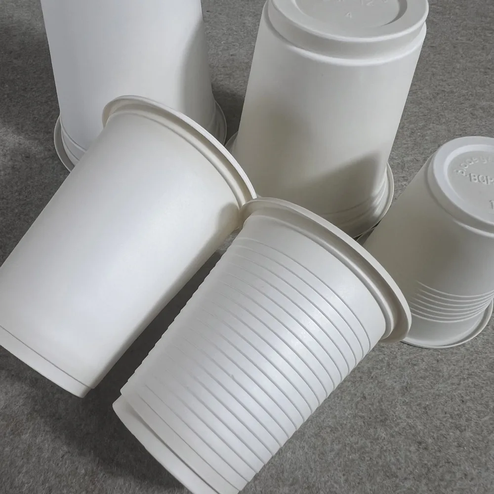 コーンスターチカップ