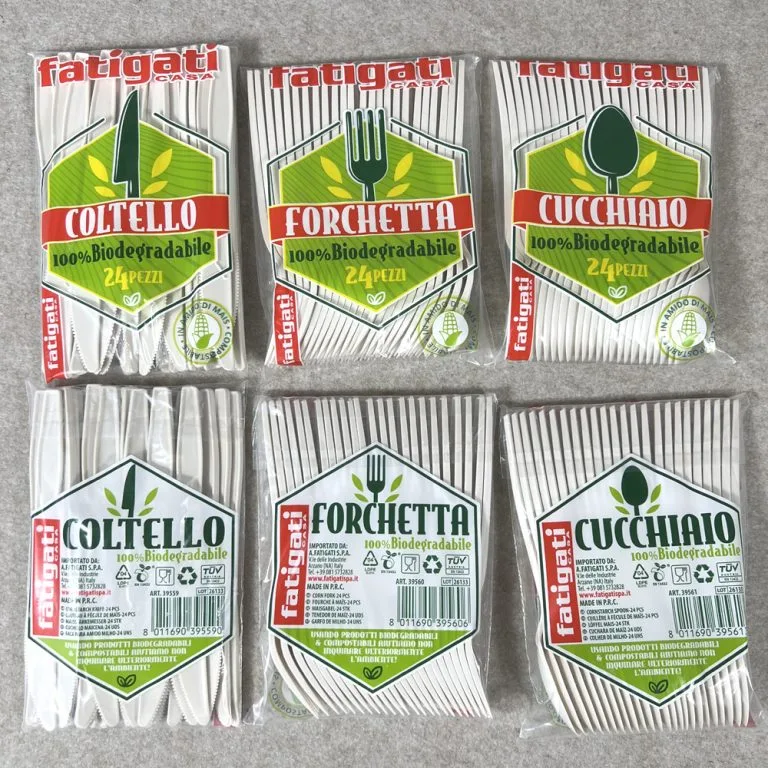 Talheres de plástico descartáveis embalados individualmente