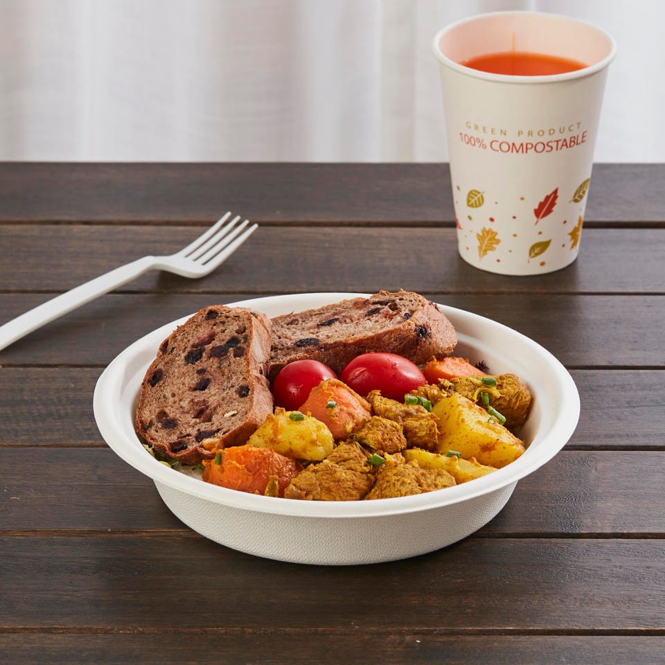 Insalatiera in bagassa di canna da zucchero con coperchio