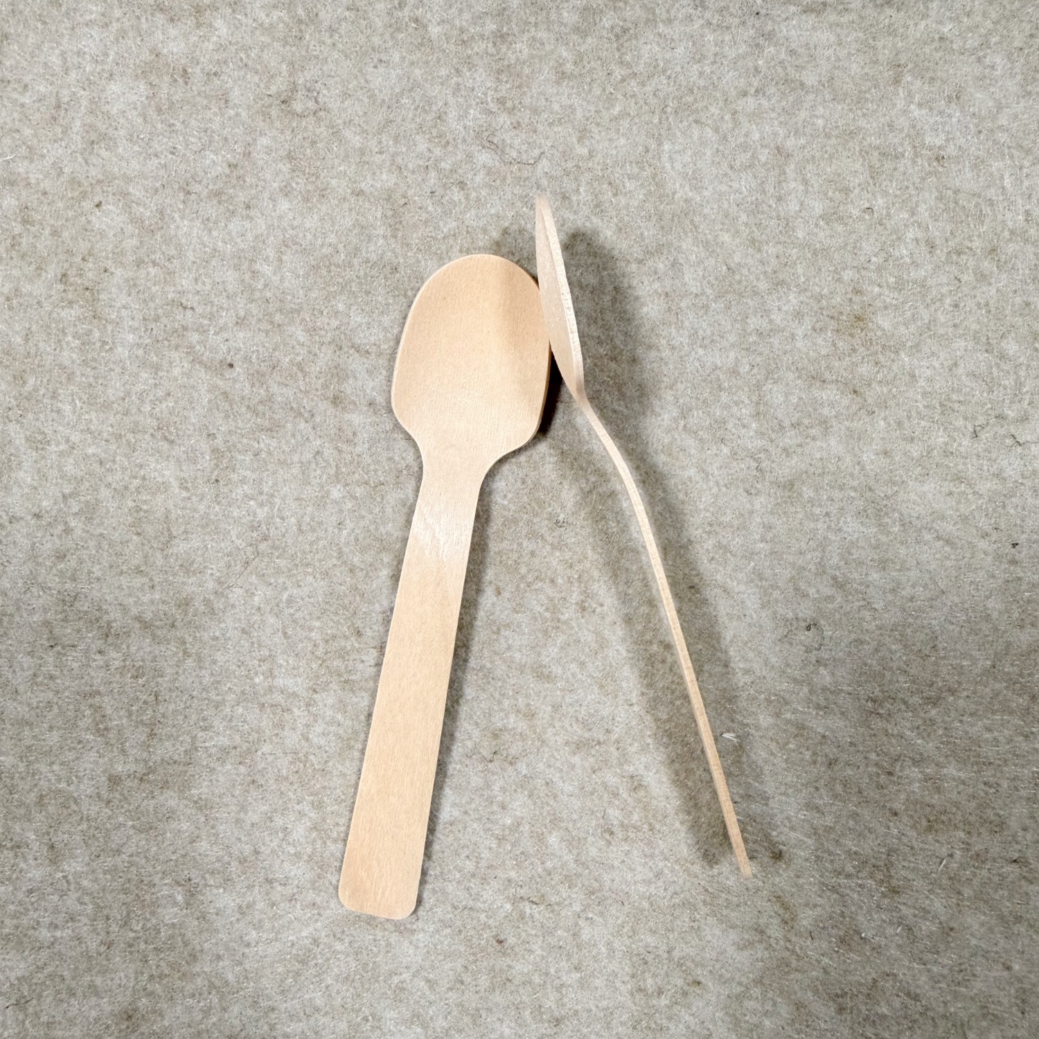 Gladde rand houten dessertlepel voor eenmalig gebruik