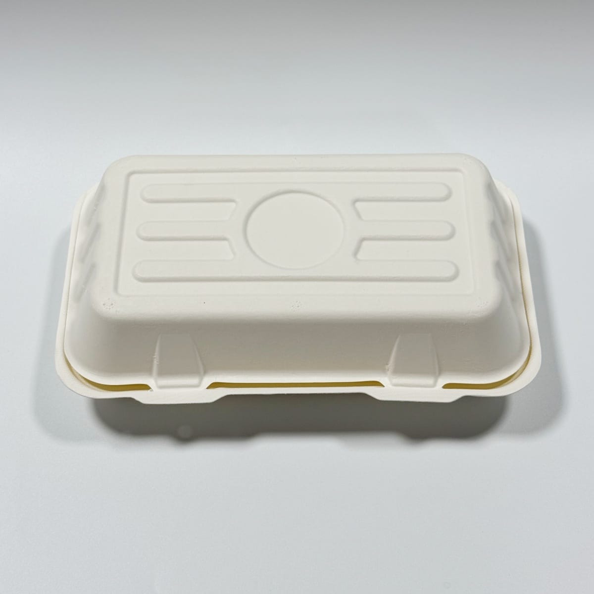 Plastic-free sugarcane hoagie takeout box 10 x 6 inch compostable clamshell detail view