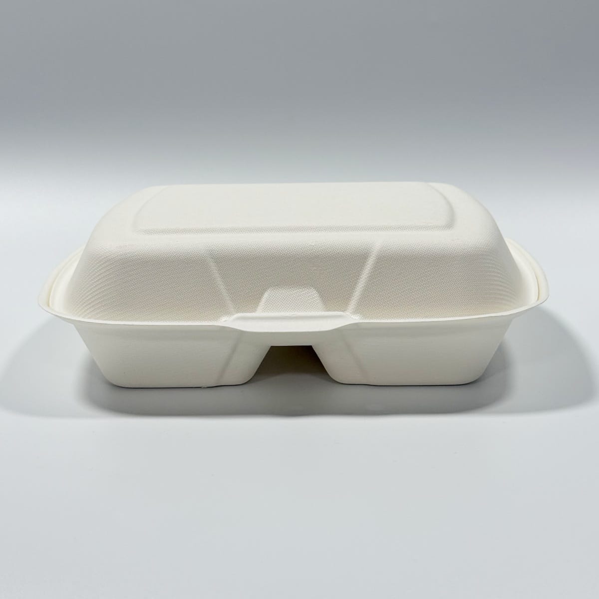 2-compartimenten meeneemverpakking van suikerriet 8 x 8 inch composteerbare clamshell doos detailweergave