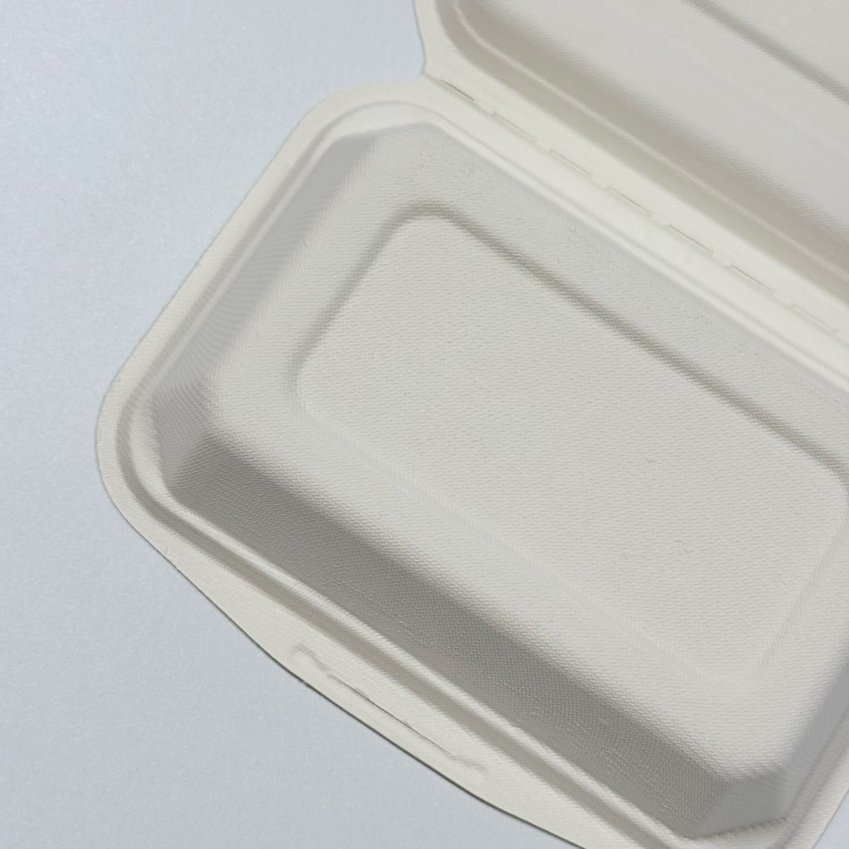Sugarcane takeout box biodegradable food clamshell container for compact takeaway packaging