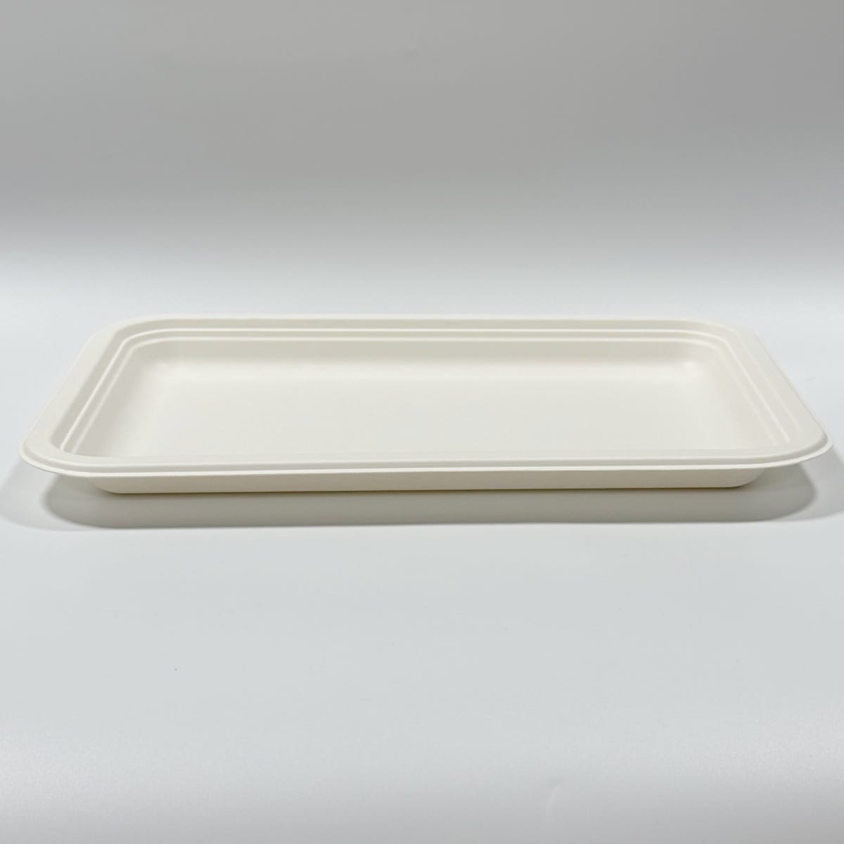 Dienblad van wegwerpbagasse voor volledige maaltijdporties en cateringschotels