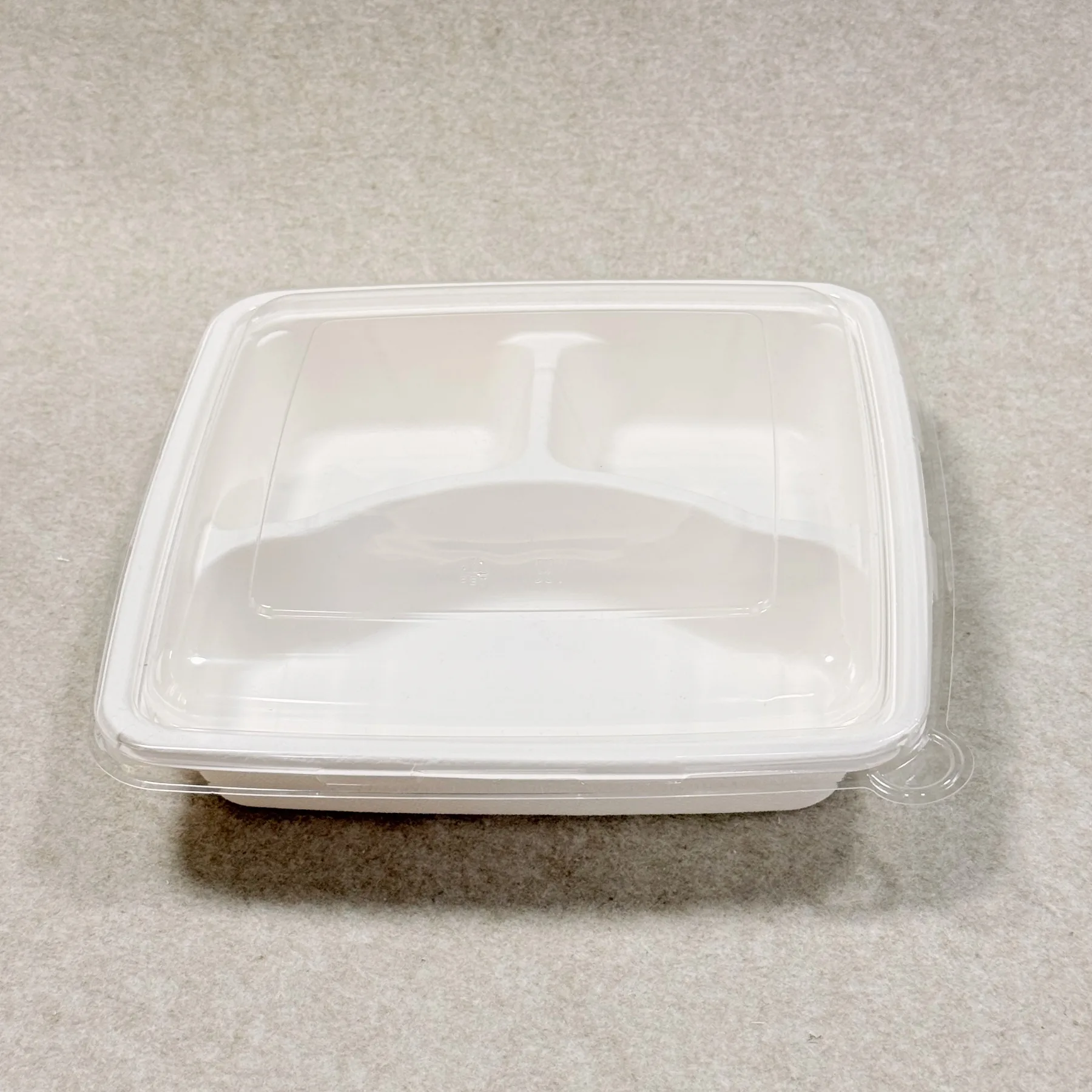 1000ml 3-Fach-Bagasse-Bento-Box mit PET Deckel