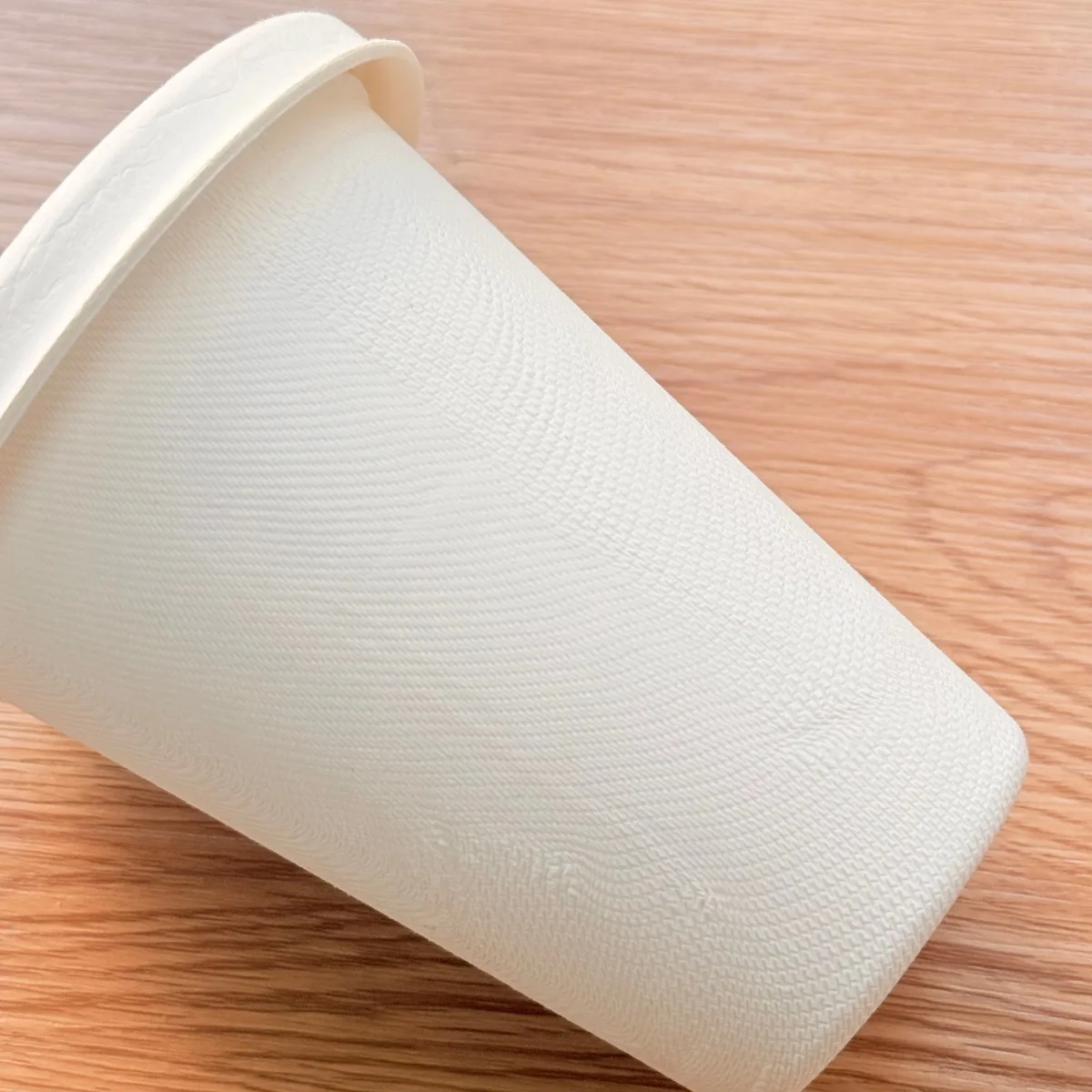 12oz compostable sugarcane bagasse cup with matching molded fiber lid