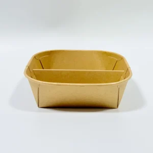 vista frontale della scatola quadrata per alimenti in carta kraft da 900ml